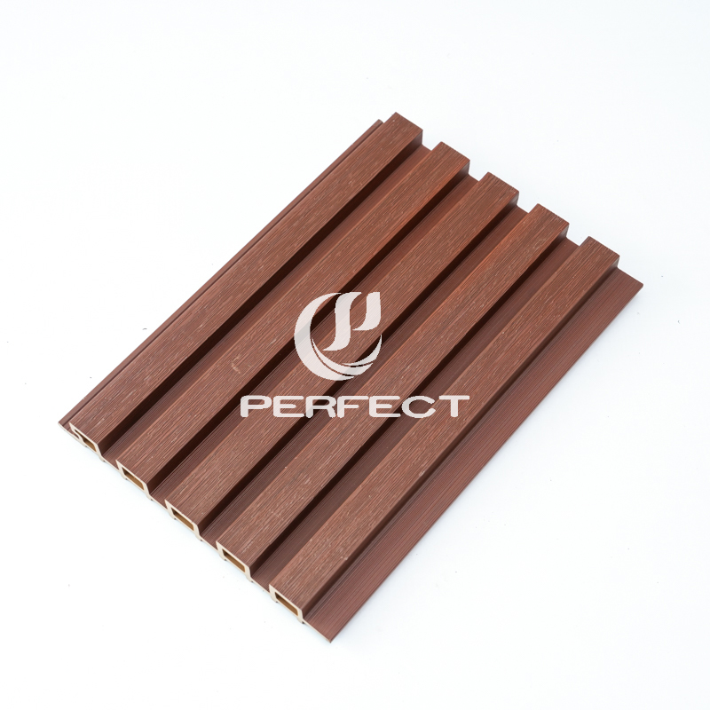 Wholesale Outdoor WPC Slats Waterproof Composite Siding Manufacturer