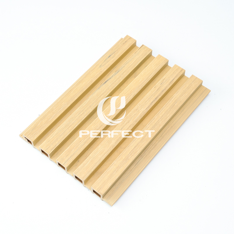 Wholesale Outdoor WPC Slats Waterproof Composite Siding Manufacturer