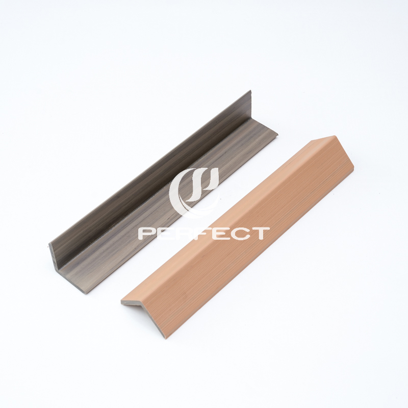 Modern External WPC Wall Cladding & Outdoor Guardrail Board Waterproof Fireproof 5+ Year Warranty Stripes & Plaid Pattern