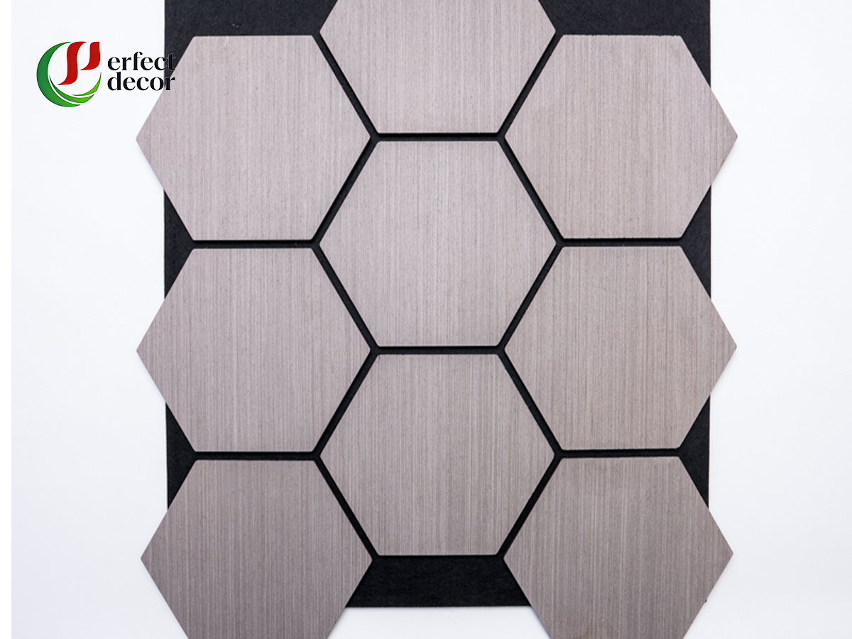 Hexagonal wood acoustic wall panel, honeycomb sound absorbing panel with felt backing for interior decoration